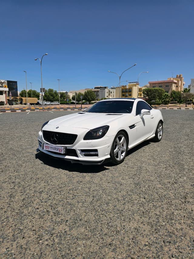 2014 مرسيدس بنز SLK250 للبيع في الكويت — 3,800 د.ك