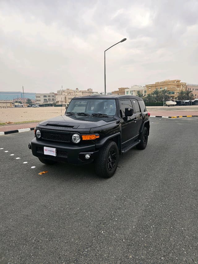 2022 تويوتا FJ Cruiser للبيع في الكويت — 10,500 د.ك