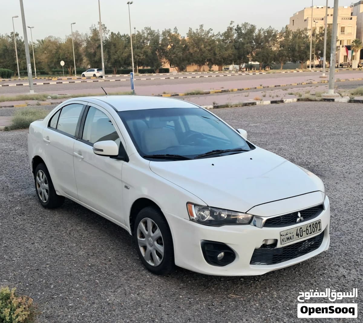 Mitsubishi Lancer