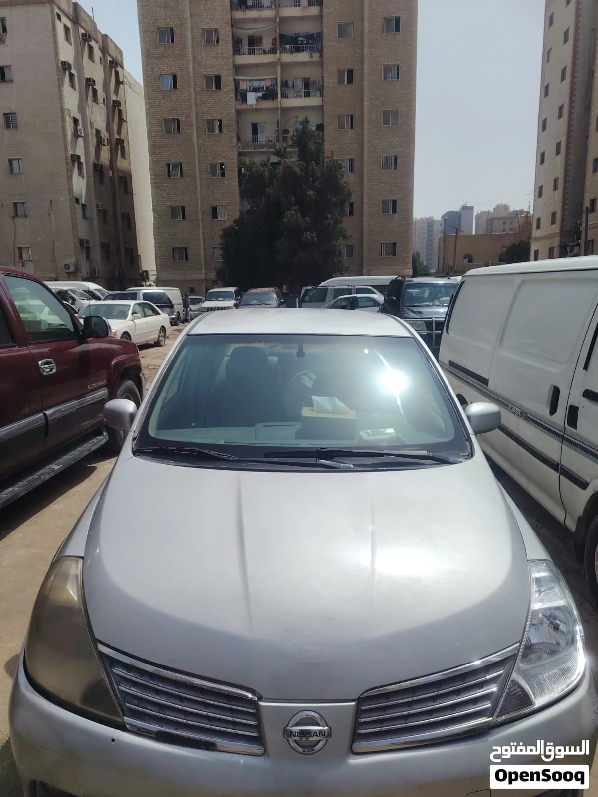 Nissan تيدا